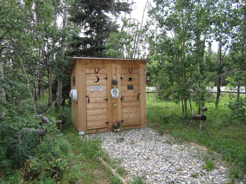 Six Mile River Resort Tagish エクステリア 写真