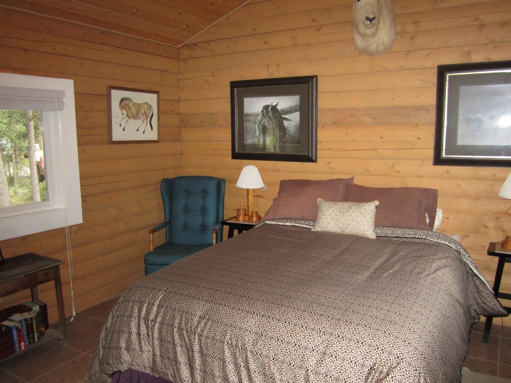 Six Mile River Resort Tagish 部屋 写真