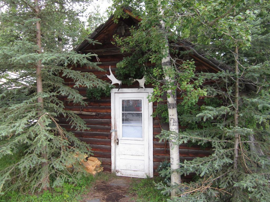 Six Mile River Resort Tagish 部屋 写真